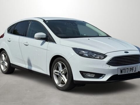Ford Focus 1.0 EcoBoost 125 Titanium 5dr 1