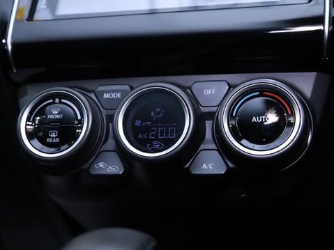 Suzuki Swift 1.2 Dualjet 83 12V Hybrid SZ5 5dr Auto 25