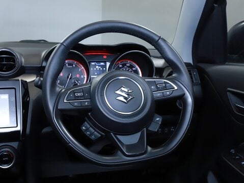 Suzuki Swift 1.2 Dualjet 83 12V Hybrid SZ5 5dr Auto 17