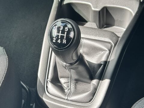 Suzuki Swift 1.2 Mild Hybrid Motion 5dr 29