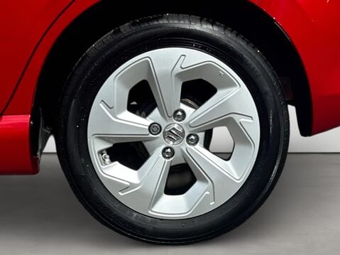 Suzuki Swift 1.2 Mild Hybrid Motion 5dr 14