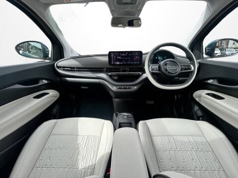 Fiat 500 87kW La Prima 42kWh 3dr Auto 16