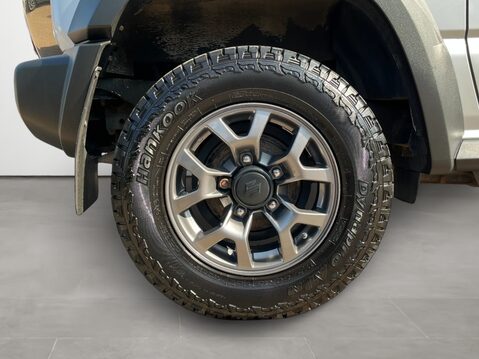 Suzuki Jimny 1.5 SZ5 ALLGRIP 3dr 12