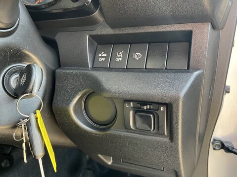 Suzuki Jimny 1.5 SZ5 ALLGRIP 3dr 20