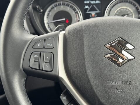 Suzuki S-Cross 1.5 Hybrid Ultra ALLGRIP 5dr AGS 28