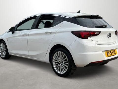 Vauxhall Astra 1.4T 16V 150 Elite Nav 5dr 3