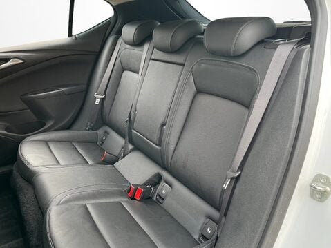 Vauxhall Astra 1.4T 16V 150 Elite Nav 5dr 34