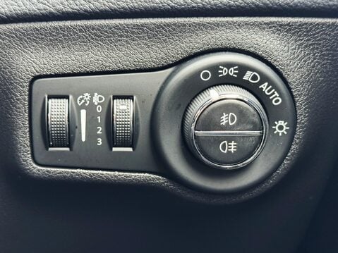 Jeep Compass 1.4 Multiair 140 Longitude 5dr [2WD] 30