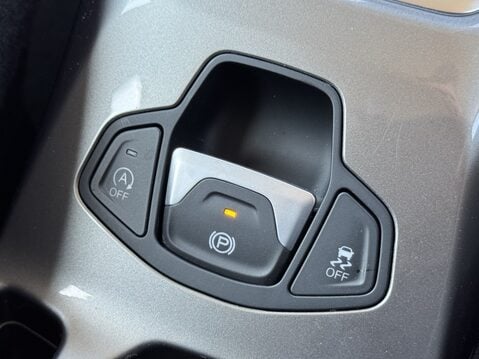 Jeep Renegade 1.3 T4 GSE Limited 5dr DDCT 26