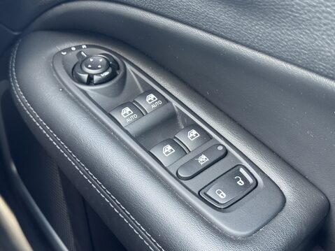 Jeep Compass 1.4 Multiair 140 Night Eagle 5dr [2WD] 26