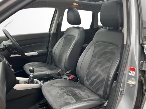Suzuki Vitara 1.6 DDiS SZ5 ALLGRIP [Rugged Pack] 5dr 17