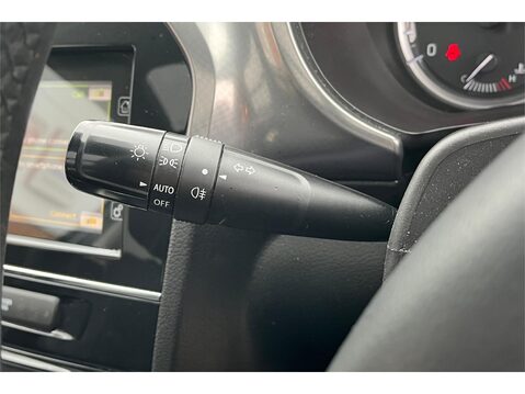 Suzuki Vitara 1.6 DDiS SZ5 ALLGRIP [Rugged Pack] 5dr 25