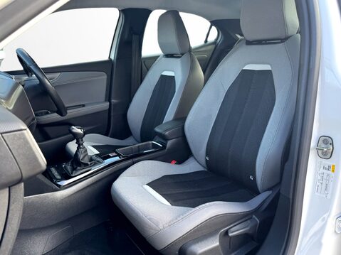 Vauxhall Mokka 1.2 Turbo 100 Elite Nav Premium 5dr 19