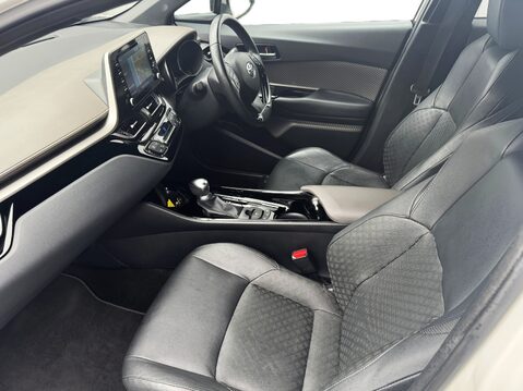 Toyota C-HR 1.8 Hybrid Excel 5dr CVT 2