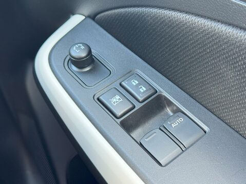 Suzuki Swift 1.2 Dualjet 83 12V Hybrid SZ-L 5dr 30