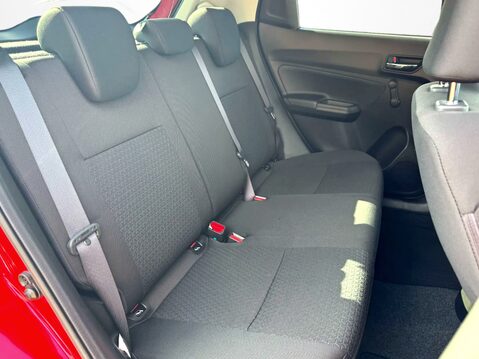 Suzuki Swift 1.2 Dualjet 83 12V Hybrid SZ-L 5dr 32