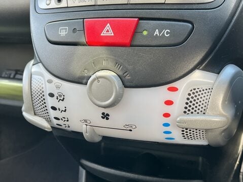 Toyota Aygo 1.0 VVT-i Fire 5dr [AC] 25