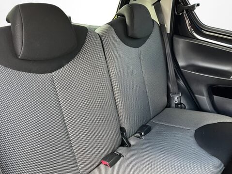 Toyota Aygo 1.0 VVT-i Fire 5dr [AC] 28
