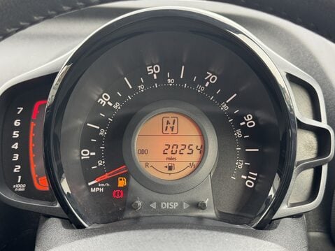 Peugeot 108 1.0 72 Allure 5dr 2-Tronic 25