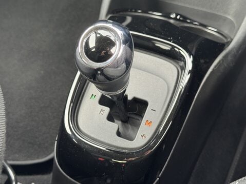 Peugeot 108 1.0 72 Allure 5dr 2-Tronic 26