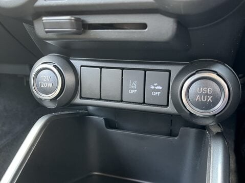 Suzuki Ignis 1.2 Dualjet 12V Hybrid SZ-T 5dr 29