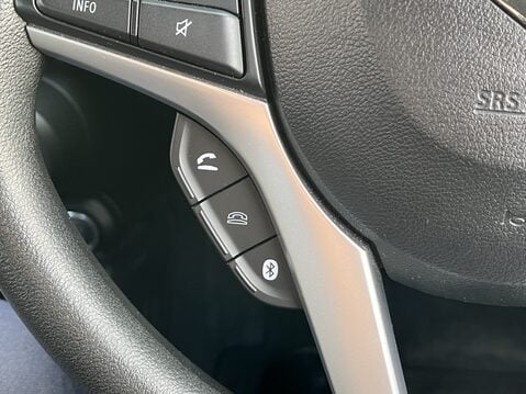 Suzuki Ignis 1.2 Dualjet 12V Hybrid SZ-T 5dr 23