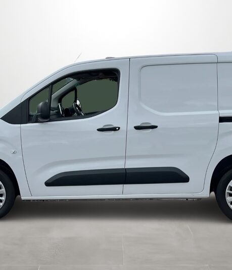 Vauxhall Combo Cargo 2000 1.5 Turbo D 100ps H1 Sportive Van [6 Speed]