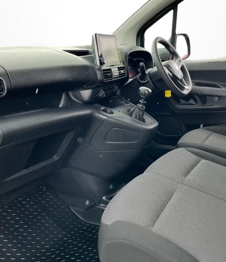 Vauxhall Combo Cargo 2000 1.5 Turbo D 100ps H1 Sportive Van [6 Speed]