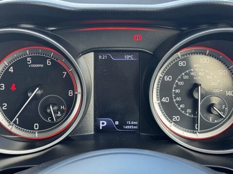 Suzuki Swift 1.2 Dualjet 83 12V Hybrid SZ5 5dr Auto 21