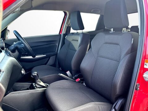 Suzuki Swift 1.2 Dualjet 83 12V Hybrid SZ5 5dr Auto 19