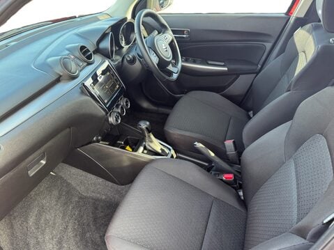 Suzuki Swift 1.2 Dualjet 83 12V Hybrid SZ5 5dr Auto 2
