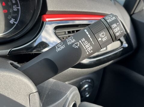 Vauxhall Corsa 1.4 SRi Vx-line Nav Black 5dr 24