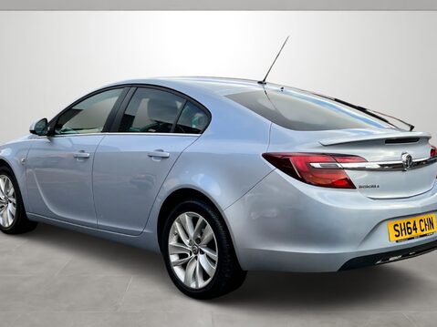 Vauxhall Insignia 1.8i VVT SRi 5dr 4