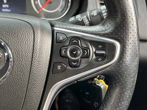 Vauxhall Insignia 1.8i VVT SRi 5dr 24