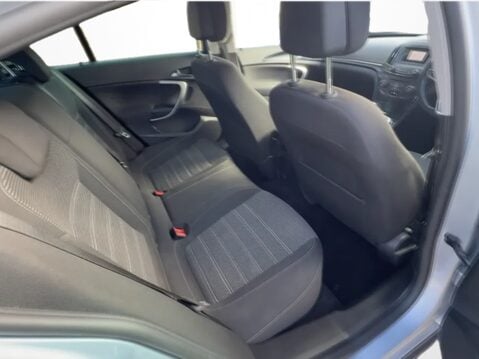 Vauxhall Insignia 1.8i VVT SRi 5dr 19