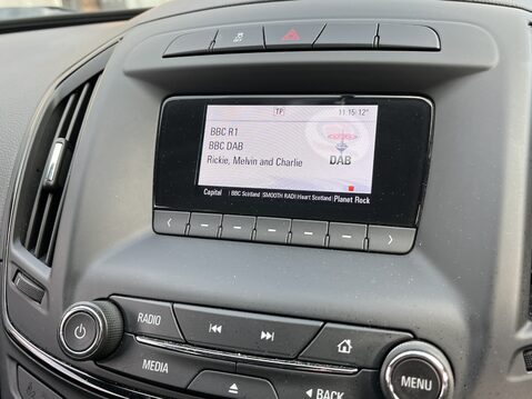 Vauxhall Insignia 1.8i VVT SRi 5dr 29