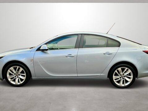 Vauxhall Insignia 1.8i VVT SRi 5dr 8