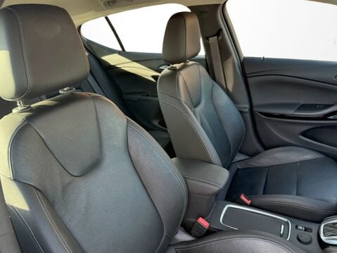 Vauxhall Astra 1.4T 16V 150 Elite 5dr Auto 14