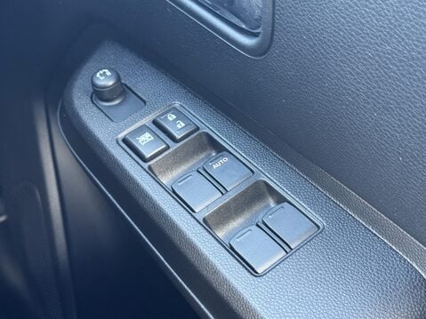 Suzuki Ignis 1.2 Dualjet SHVS SZ5 ALLGRIP 5dr 30