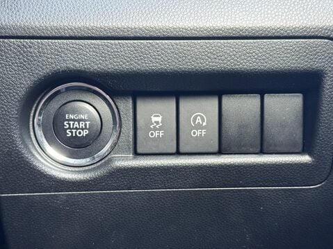 Suzuki Ignis 1.2 Dualjet SHVS SZ5 ALLGRIP 5dr 29