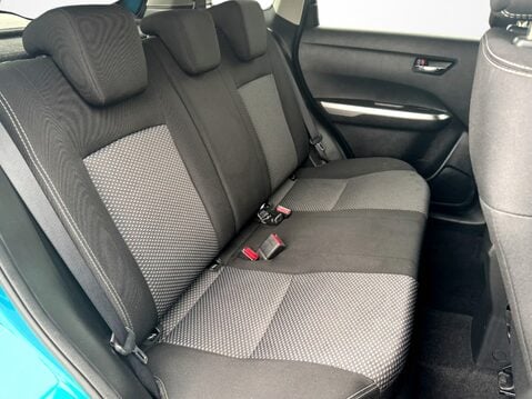 Suzuki Vitara 1.0 Boosterjet SZ-T 5dr Auto 33