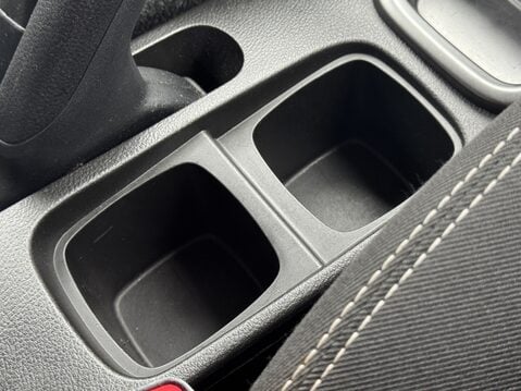 Suzuki Vitara 1.0 Boosterjet SZ-T 5dr Auto 27