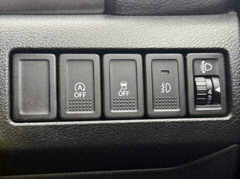 Suzuki Vitara 1.0 Boosterjet SZ-T 5dr Auto 30