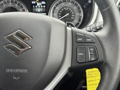 Suzuki Vitara 1.0 Boosterjet SZ-T 5dr Auto 29