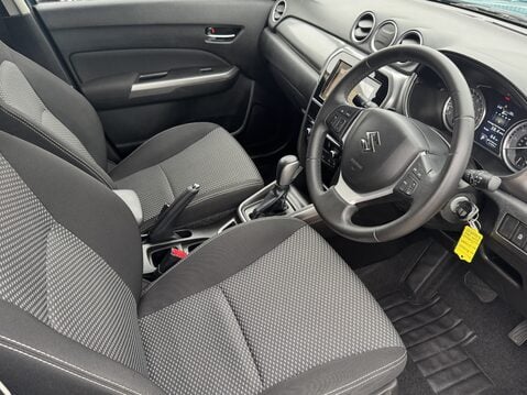 Suzuki Vitara 1.0 Boosterjet SZ-T 5dr Auto 20
