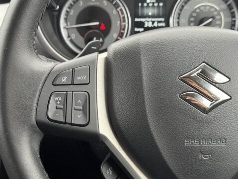 Suzuki Vitara 1.0 Boosterjet SZ-T 5dr Auto 28