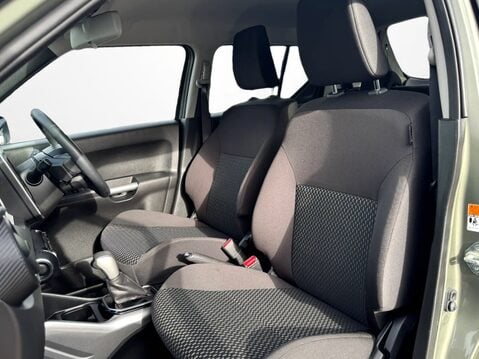 Suzuki Ignis 1.2 Dualjet 12V Hybrid SZ5 5dr CVT 19