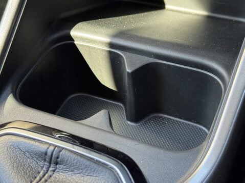 Suzuki Ignis 1.2 Dualjet SHVS SZ5 5dr 23