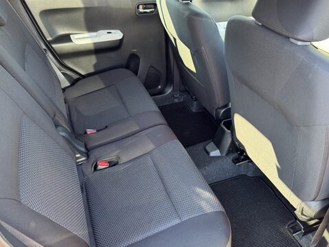 Suzuki Ignis 1.2 Dualjet SHVS SZ5 5dr 29