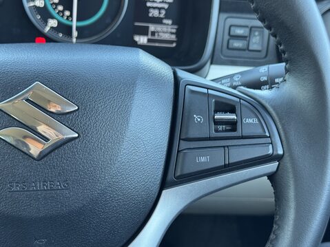 Suzuki Ignis 1.2 Dualjet SHVS SZ5 5dr 26